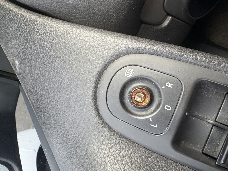 Блок регулировки зеркал Volkswagen Golf 6 2012 хэтчбек 2.5 Бензин Киев