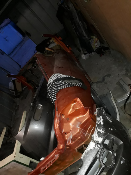 Кузов правая сторона Hyundai Tiburon  2008 купе 2.0 Бензин Киев
