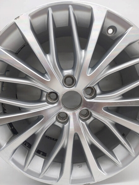 Диск литой 42611-33C80   Toyota Camry