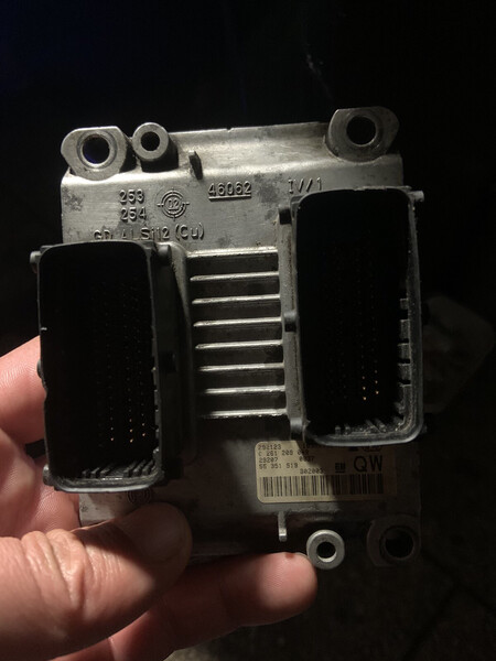 Блок управления двигателем 55351519   Opel Signum, Opel Vectra