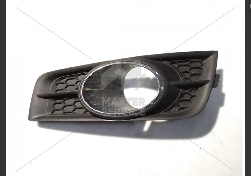 Накладка протитуманної фари ліва Chevrolet Cruze  2014 1.4 Бензин 