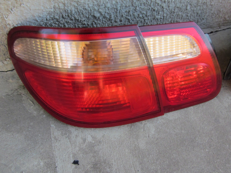 Фонарь задний левый Nissan Almera N16  2003 1.5 Бензин Луцк