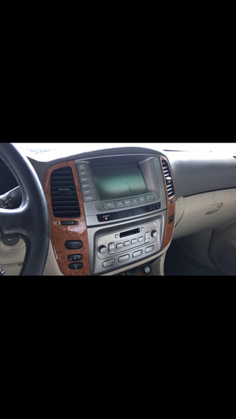 Мульти дисплей Toyota Land Cruiser 100  2004  Дизель 