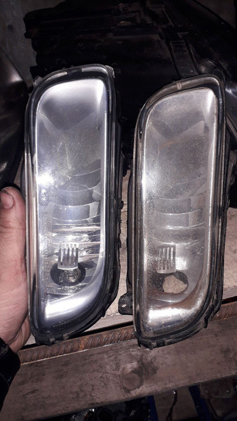 Противотуманки Audi A8  2009 42.0 Бензин Киев