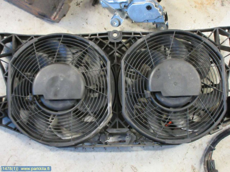 Вентилятор радиатора Mercedes Vito 115 2009 г.  2.2 л дизель Николаев