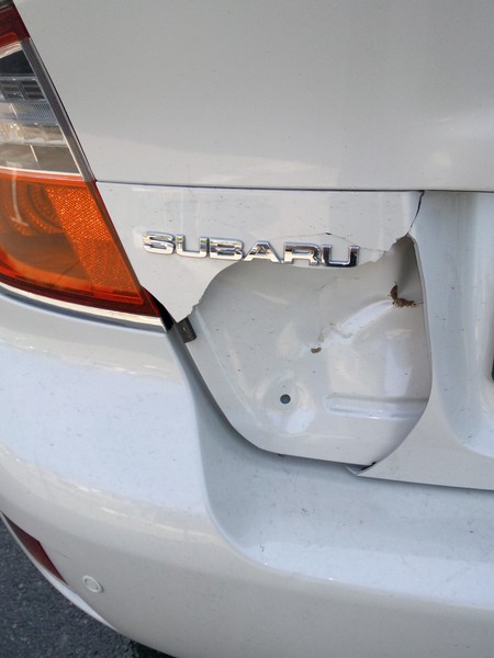 Крышка багажника нижняя часть Subaru Legacy  2009 2.5 Бензин Киев