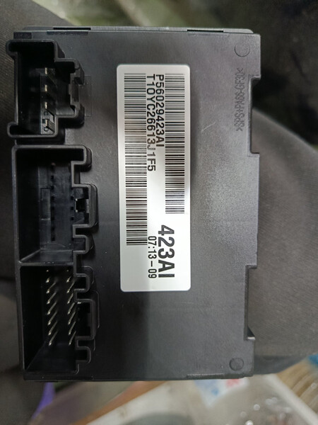 Блок управления раздаткой Jeep Grand Cherokee  2011 Киев