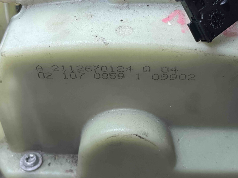 Селектор АКПП Mercedes-Benz E-Class  2004 5.0 Бензин 