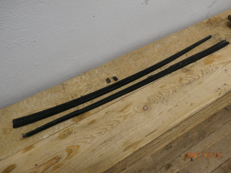 Молдинг лобового стекла Nissan Murano Z50  2006 3.5 Бензин Тернополь