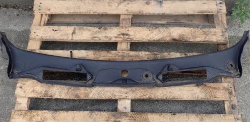 Жабо BMW 3 Series Touring 2010 универсал 2.0 Бензин Винница