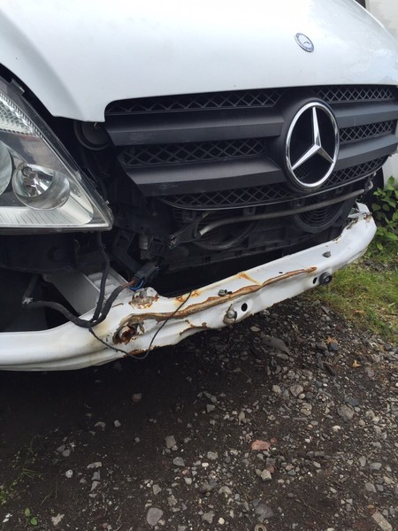 Бампер передній Mercedes Sprinter 316cdi 2011 р.  1.2 л дизель Кропивницький