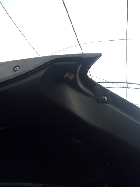 Отбойник задней двери Ford Kuga  2009 2.0 Дизель 