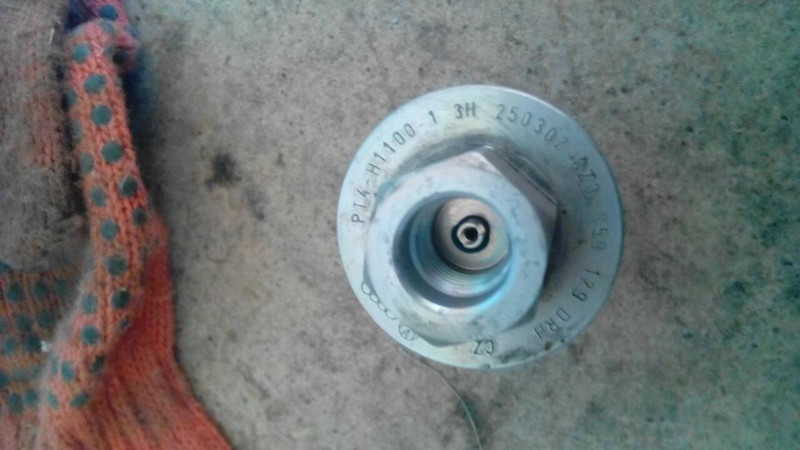 Датчик давления фреона Audi A6 allroad quattro  2001 универсал 2.5 Дизель Полтава