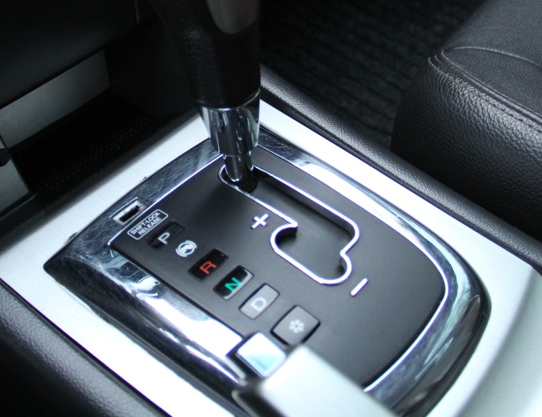 Заглушка в оправке селектора АКПП Chevrolet Epica  2007 2.5 Бензин Запорожье