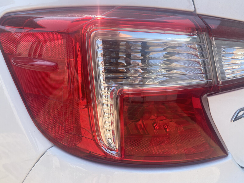Задние фонари Toyota Camry  2014 2.5 Бензин Прилуки