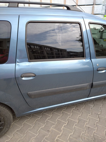 Дверь задняя правая Dacia Logan MCV  2008 универсал 1.6 Бензин Ровно
