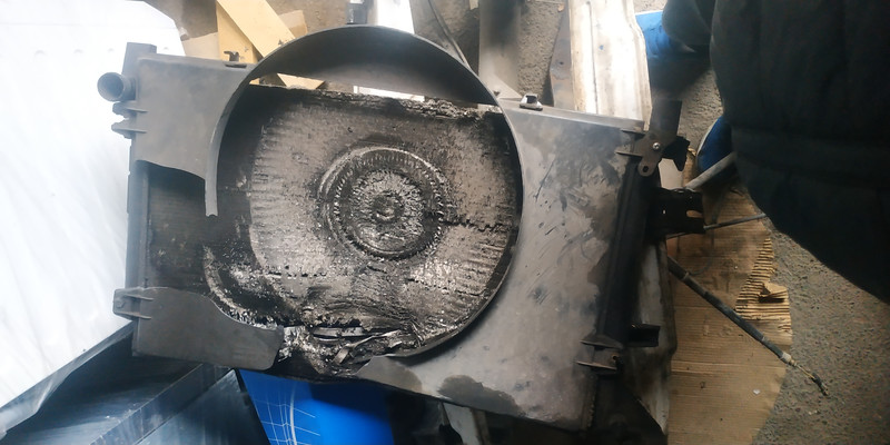 Дифузор радіатора Volkswagen LT  2000 2.5 Дизель 