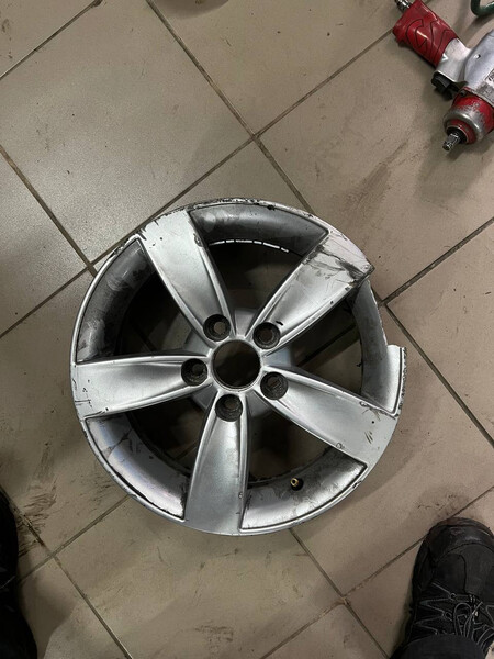 Диск колісний r14 5/100 Volkswagen Golf 6  2010 хэтчбек 1.6 Бензин Черновцы