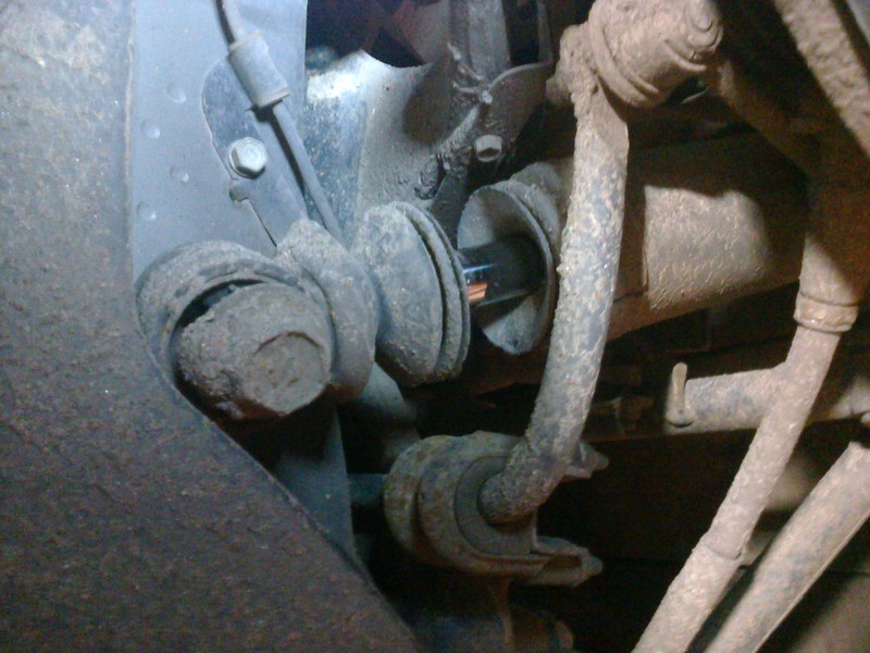 Пыльник амортизатора заднего Kia Sorento 2010 г.  2.4 л бензин Мариуполь