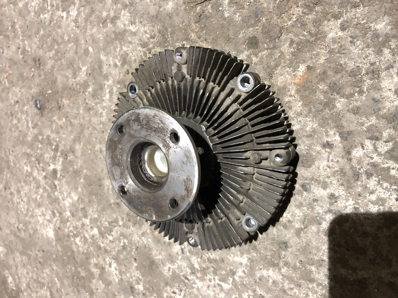 Віскомуфта вентилятора Nissan Patrol Y61  2000 купе 2.8 Дизель 