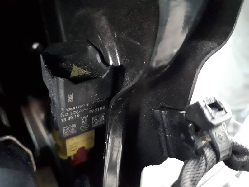 Датчик удара 5K0959659A   Volkswagen Jetta, Volkswagen Passat