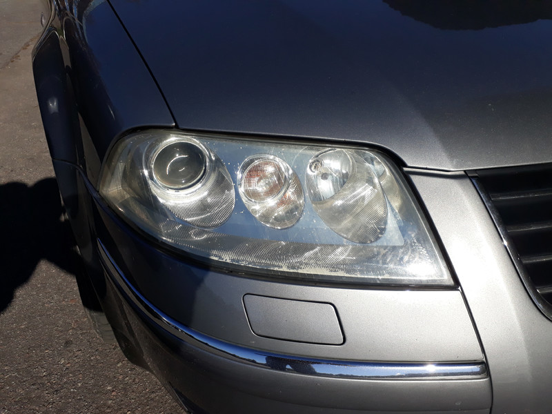 Фара передняя Volkswagen Passat B5 2003 г.  1.8 л бензин Кременчуг