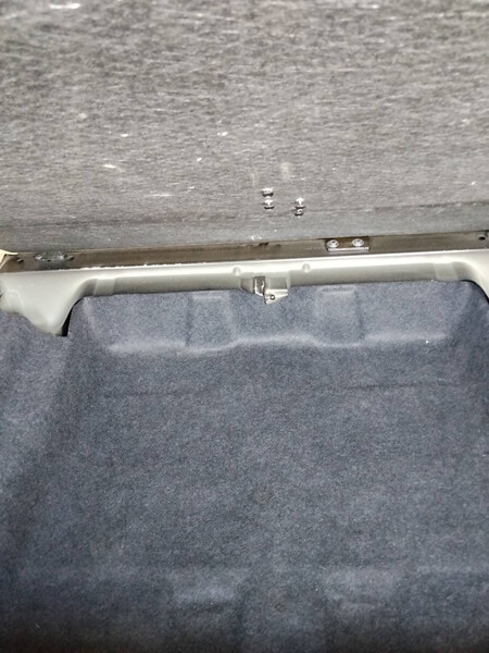 Кронштейн полуи багажника BMW X5  2013 2.4 Бензин 