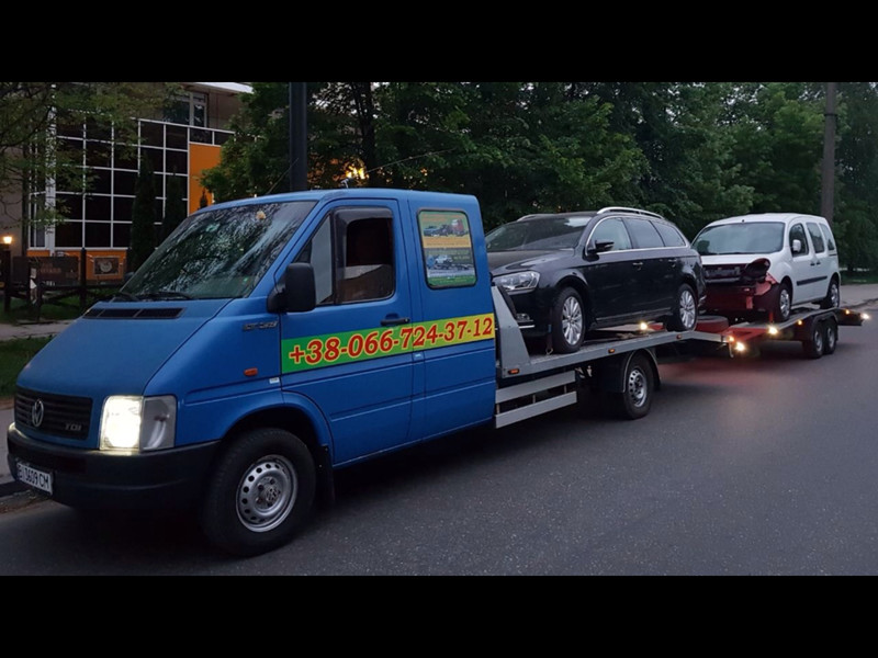 Крышки фар Volkswagen LT 2004 г.  2.5 л дизель Полтава