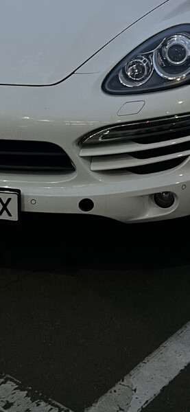 Заглушка в передній бампер кругла ліва Porsche Cayenne  2013 3.6 Бензин Корсунь-Шевченковский