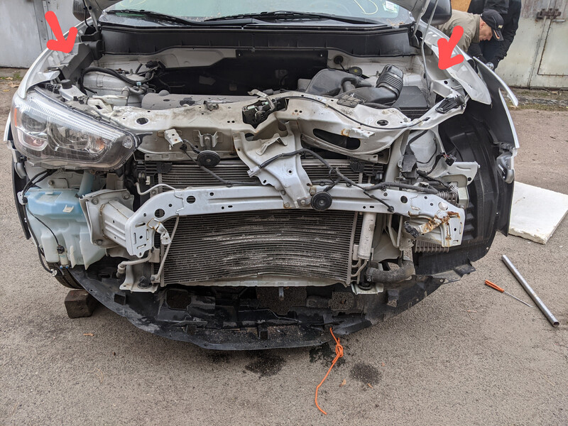 Накладка крыла внутренняя Mitsubishi ASX  2013 2.0 Бензин Киев