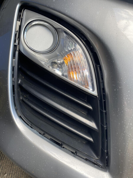 Ободок заглушки бампера Mazda CX-7 2012 г.  2.5 л бензин Умань