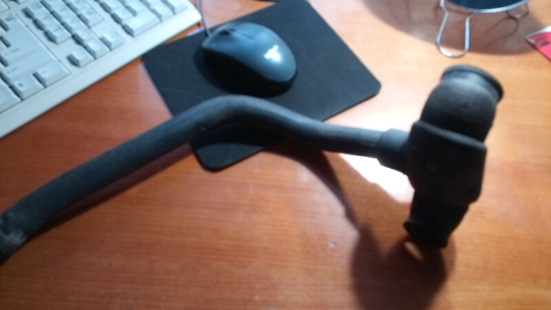 Патрубок Opel Vectra А 1992 г.  1.6 л бензин