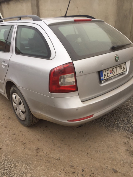 Стоп лівий Skoda Octavia A5  2012 універсал 1.8 Бензин Київ