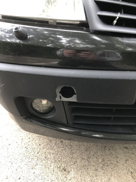 Заглушка переднего бампера Renault Megane 2  2007 хэтчбек 1.4 Бензин Киев