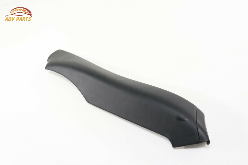 Накладка внутренней правой задней части салона Lexus RX  2018 хетчбек 3.5 Бензин 