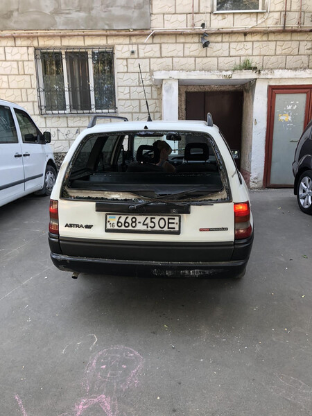 Ляда со стеклом Opel Astra F  1997 универсал 1.6 Бензин Хмельницкий