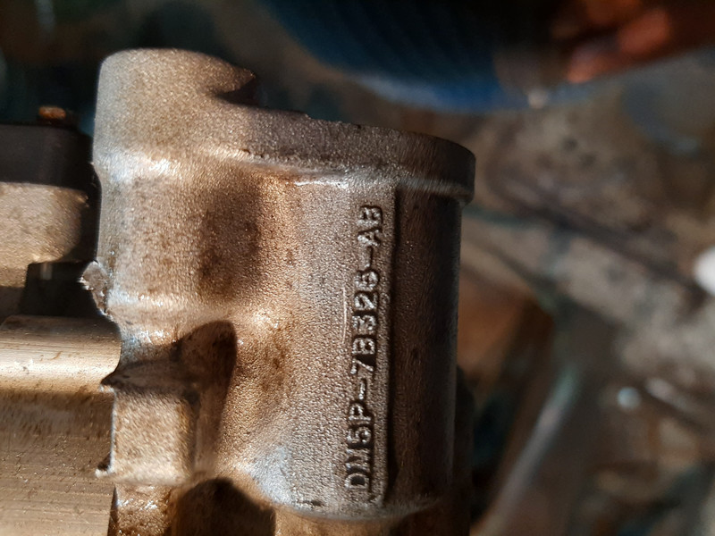 Насос АКПП DM5P7B325AB   Ford C-Max, Ford Fusion