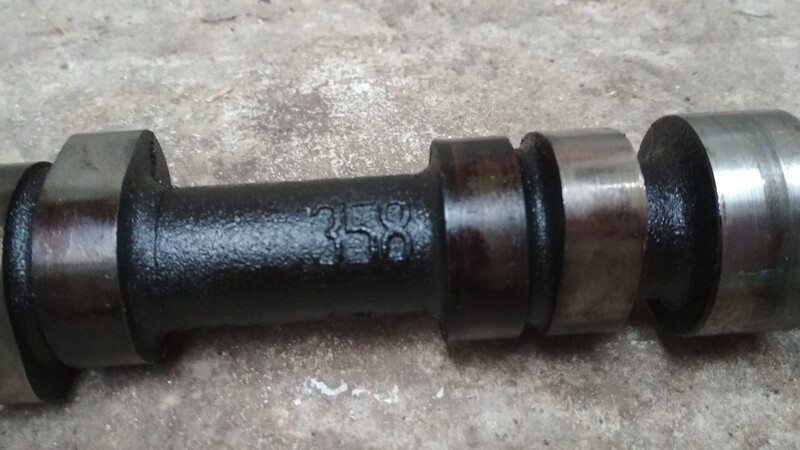 Розпредвал е358 Mazda 323  1987 універсал 1.5 Бензин 