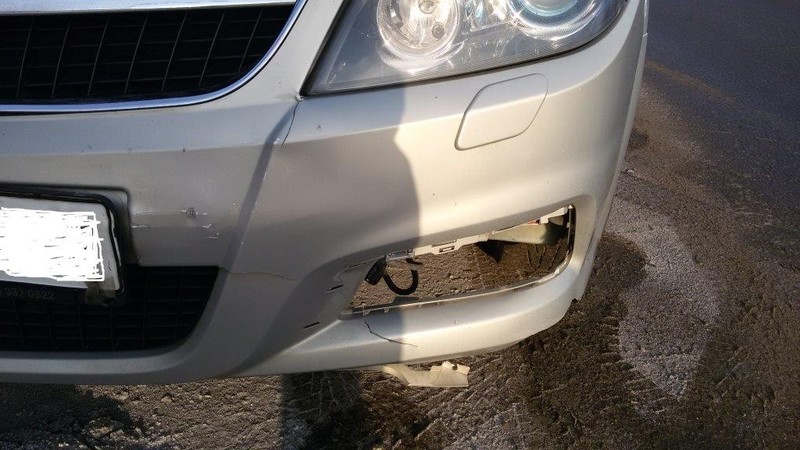Решетка противотуманной фары левая Opel Vectra 2008 г.  2.2 л бензин Киев