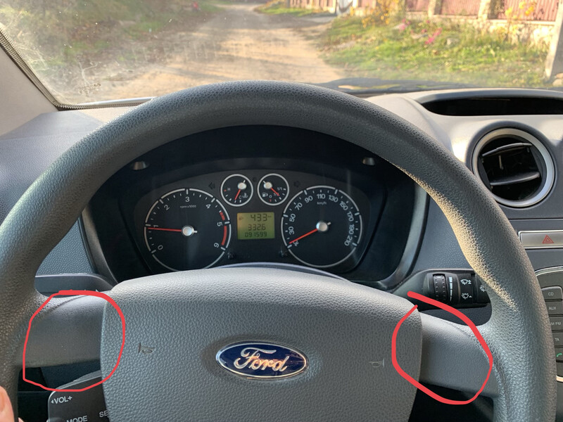 Накладка на руль Ford Tourneo Connect  2012 1.8 Дизель Винница