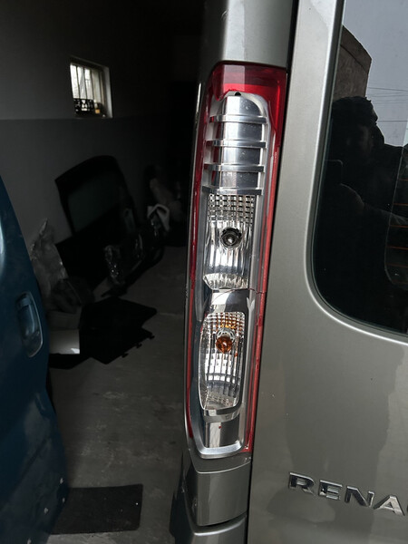 Фанарь Renault Trafic 2 2012 р.  2.0 л дизель