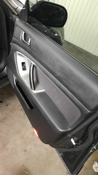 Карты передних дверей Subaru Outback  2008 универсал 2.0 Дизель Днепр