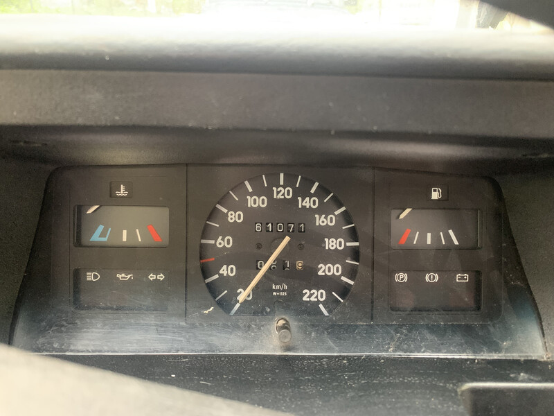 Приборная панель Opel Kadett E хэтчбек 1990 г.  1.6 л бензин Киев