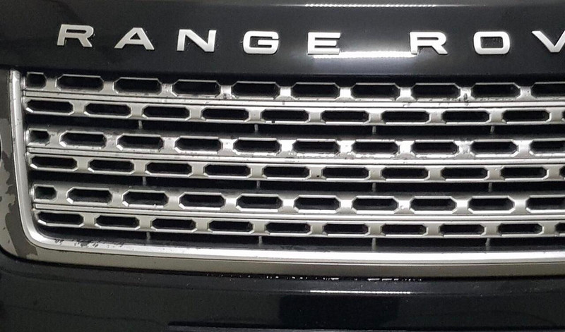 Решетка радиатора Land Rover Range Rover 2014 г.  5.0 л бензин Львов