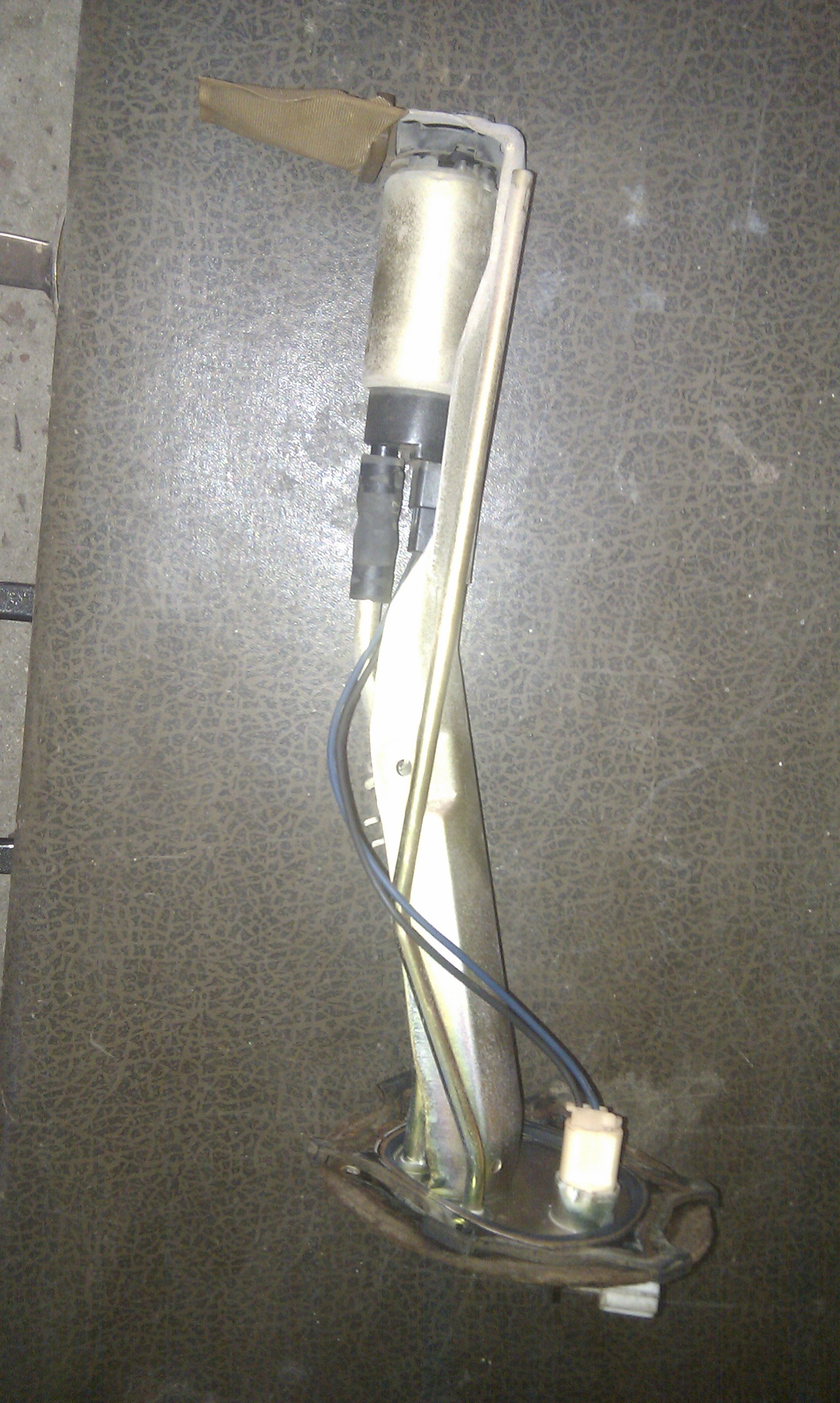 Узел топливного насоса Mitsubishi Pajero Sport  2003 3.0 Бензин Киев