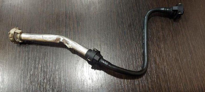 Трубка системи охолодження 059121731D   Audi A6, Audi A7