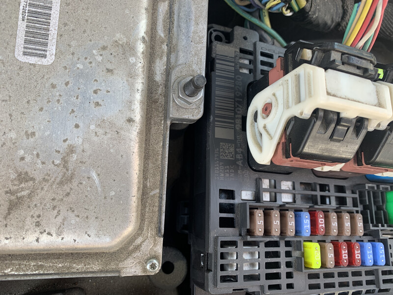 Блок предохранителей Peugeot 508  2011 универсал 2.0 Дизель Киев