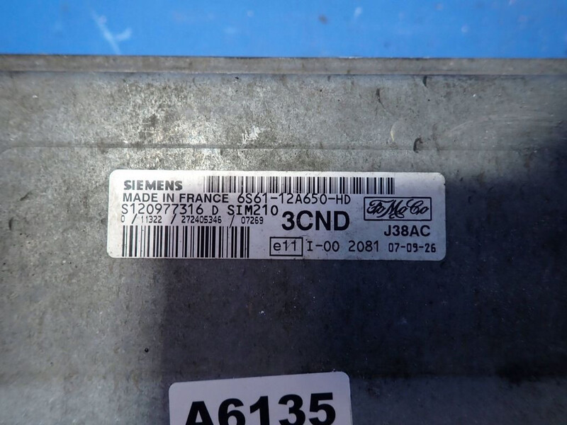 ЭБУ Ford Fiesta MK6 хэтчбек 2007 г.  1.4 л бензин