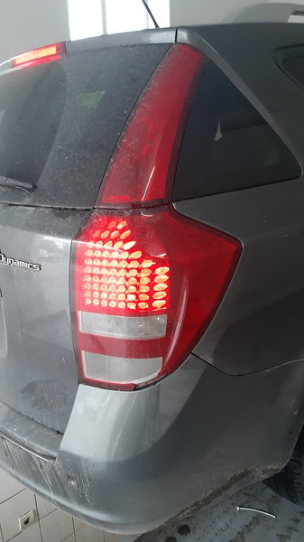 Фара задняя правая нижняя Kia Cee`d  2010 универсал 1.6 Дизель Луцк