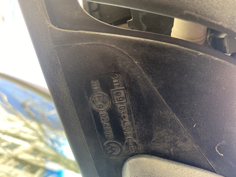 Дзеркало праве Nissan Pathfinder R51  2012 2.5 Дизель 